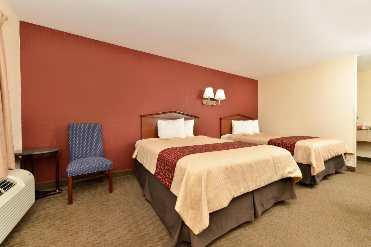 Red Roof Inn Dalton Zewnętrze zdjęcie